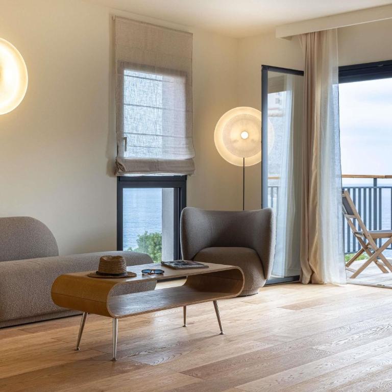 Hotel & Spa Kasano Calvi - Handwritten Collection - Suite Prestige avec 1 Lit Double ou 2 Lits Simples - Vue sur Mer et Citadelle - 5