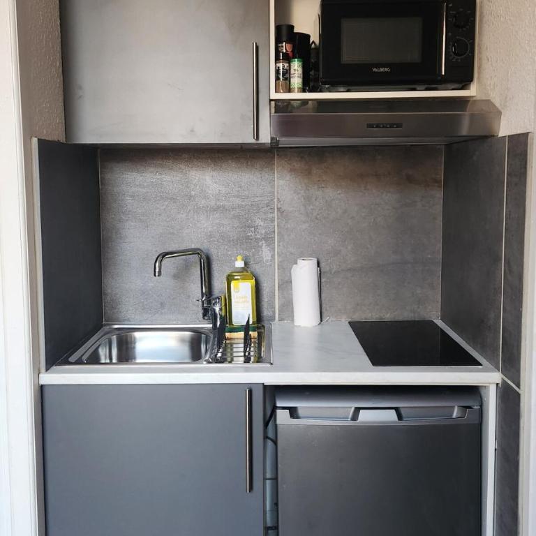 La Rose Toulousaine - Fully equipped 2-bedroom 3person - City center - Two-Bedroom Apartment - 5