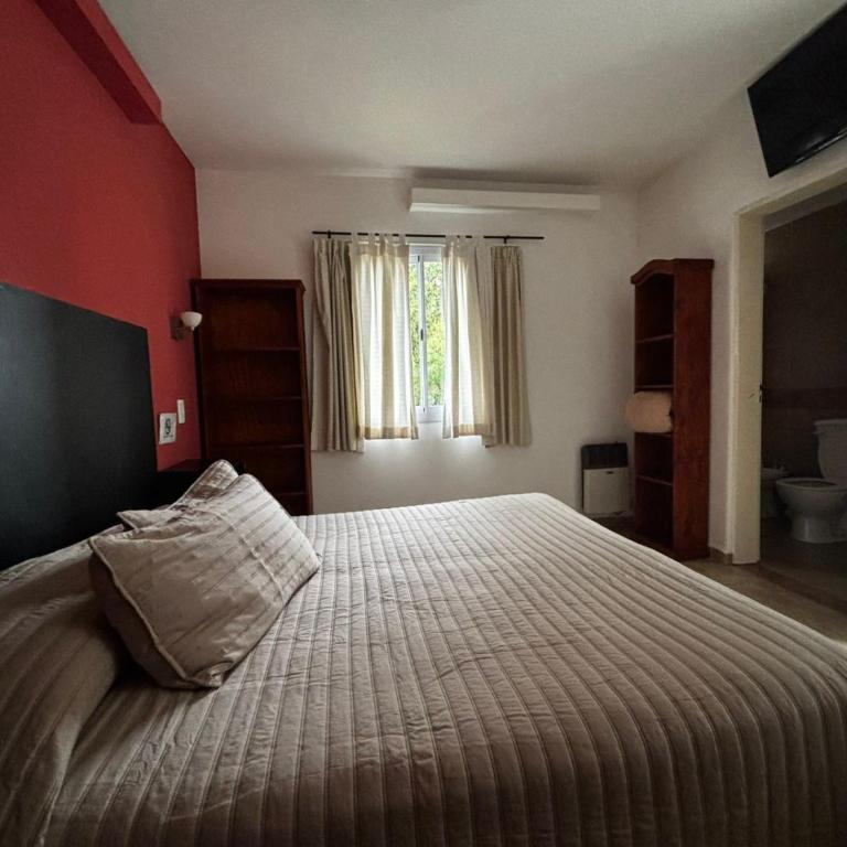 Apart Hotel Nonquen - Deluxe Double Room (2 Adults + 1 Child) - 4