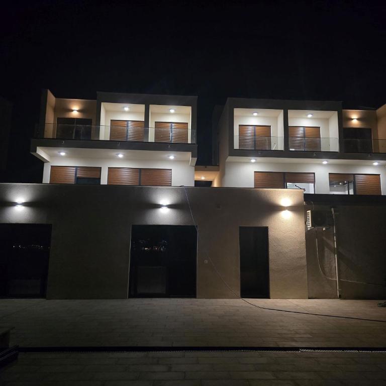 Alexandra Villas - One-Bedroom Apartment with Sea View - 1
