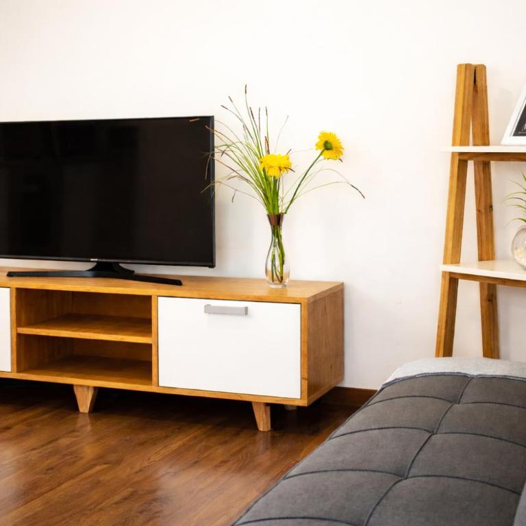 Diseño moderno! Garage incluido - Subte B y Tren - Apartamento Estudio - 26