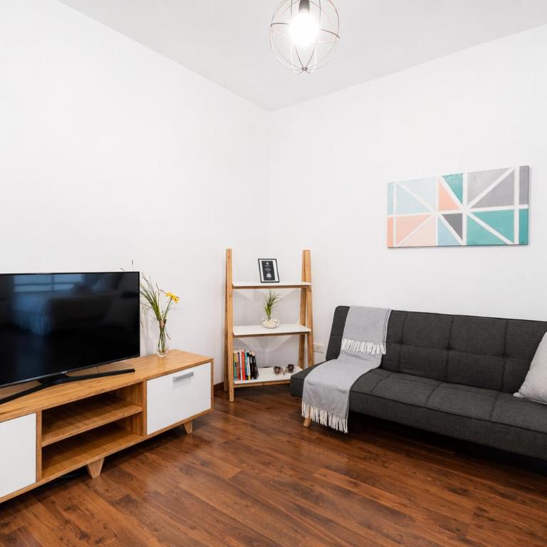 Diseño moderno! Garage incluido - Subte B y Tren - Apartamento Estudio - 6