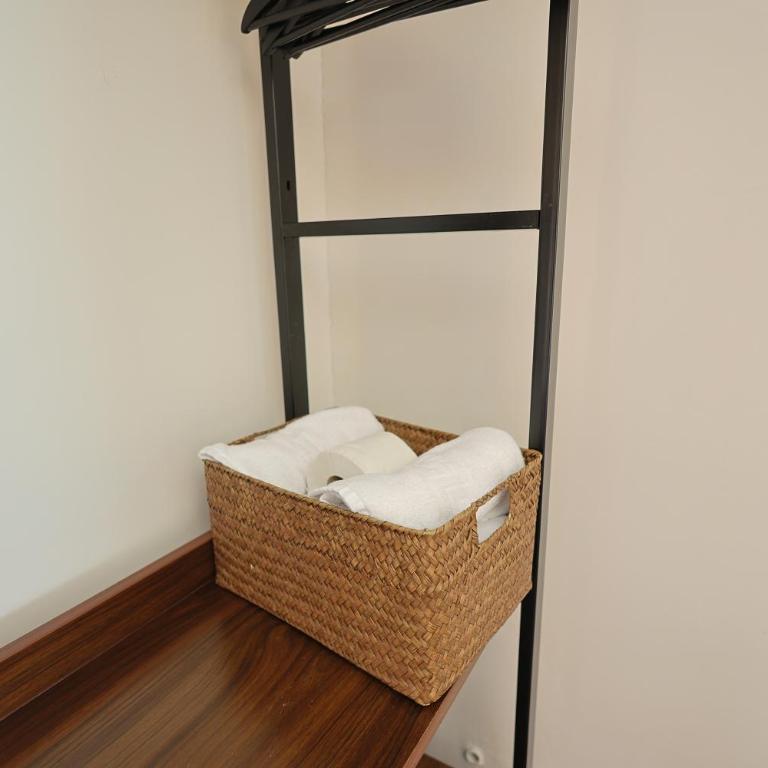 Suites Preciados l Madrid City Center - Double Room with Shared Bathroom - 10