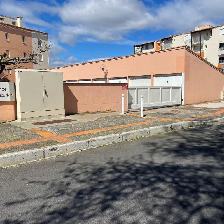 Studio - Bellevue agréable toutes saison 4 couchages - climatisation - parking privé - piscine sur mer - vue magnifique et rare - situation optimum - les argonautes - Ile des pêcheurs - Cap d'Agde - One-Bedroom Apartment - 27