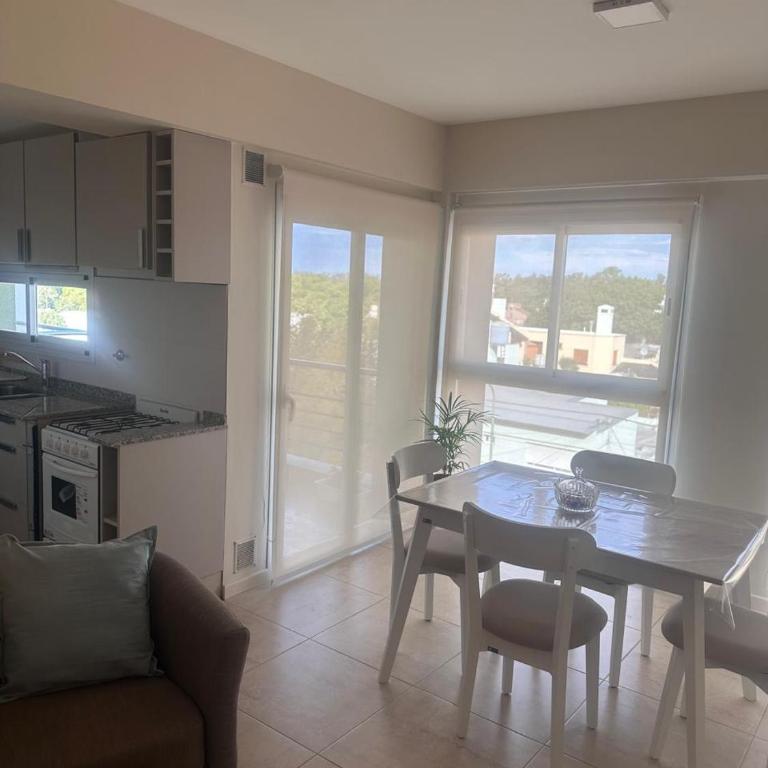 Junin BA - Moderno departamento en zona centro - Apartamento de 2 dormitorios - 6