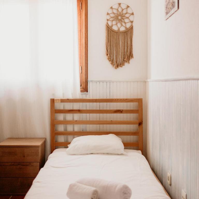 Dreamwaves Surf House Lajares Fuerteventura - Cama Individual en habitación compartida femenina - 4