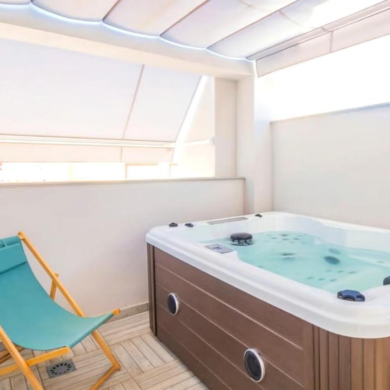 Centro de playa de Marbella con vistas al mar - Apartamento de 2 dormitorios - 9
