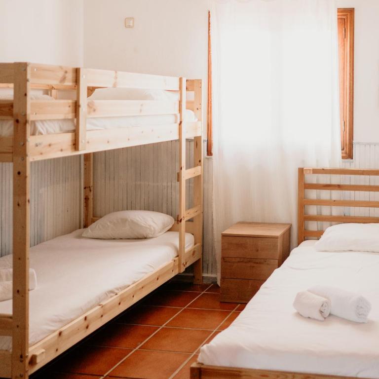 Dreamwaves Surf House Lajares Fuerteventura - Cama Individual en habitación compartida femenina - 5