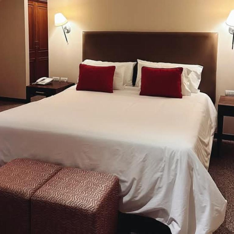 Hotel G Suites&Spa - Suite Deluxe con cama extragrande - 3