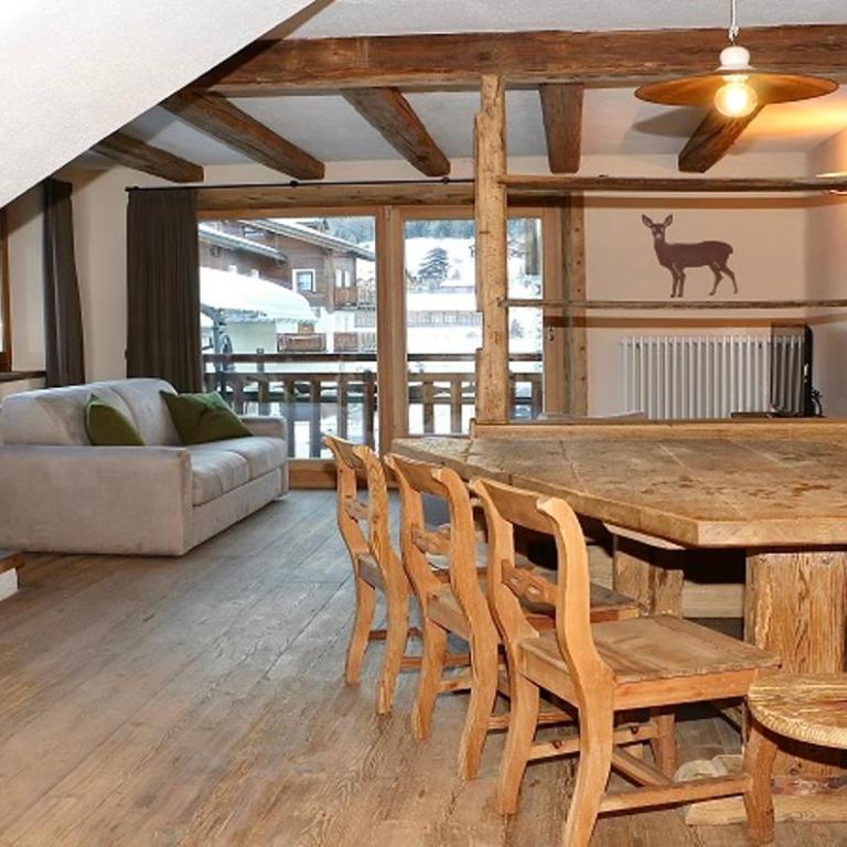 Ski Holidays Apartments - Appartamento Premium con 3 Camere da Letto e Balcone - 3