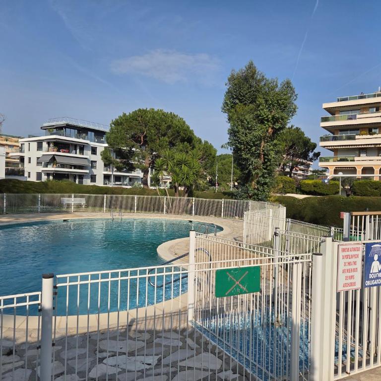 L'Oasis, jardin privé piscine plage à 5min de Nice - Appartement 1 Chambre - 8
