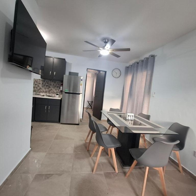 Close to the Airport, Apodaca industrial area - Three-Bedroom Apartment - 9