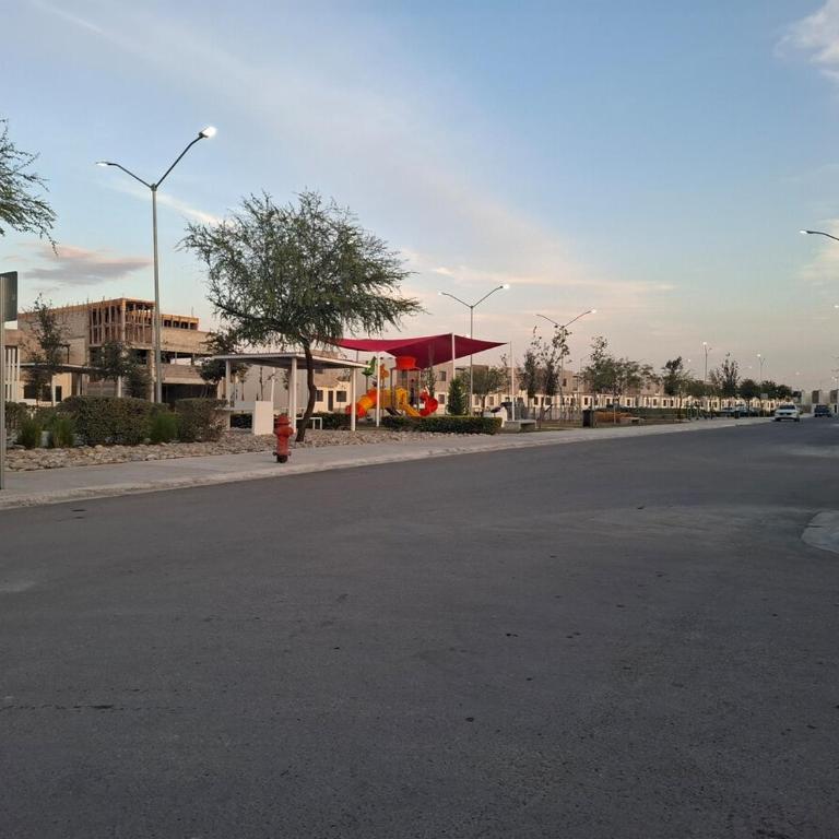 Close to the Airport, Apodaca industrial area - Three-Bedroom Apartment - 15
