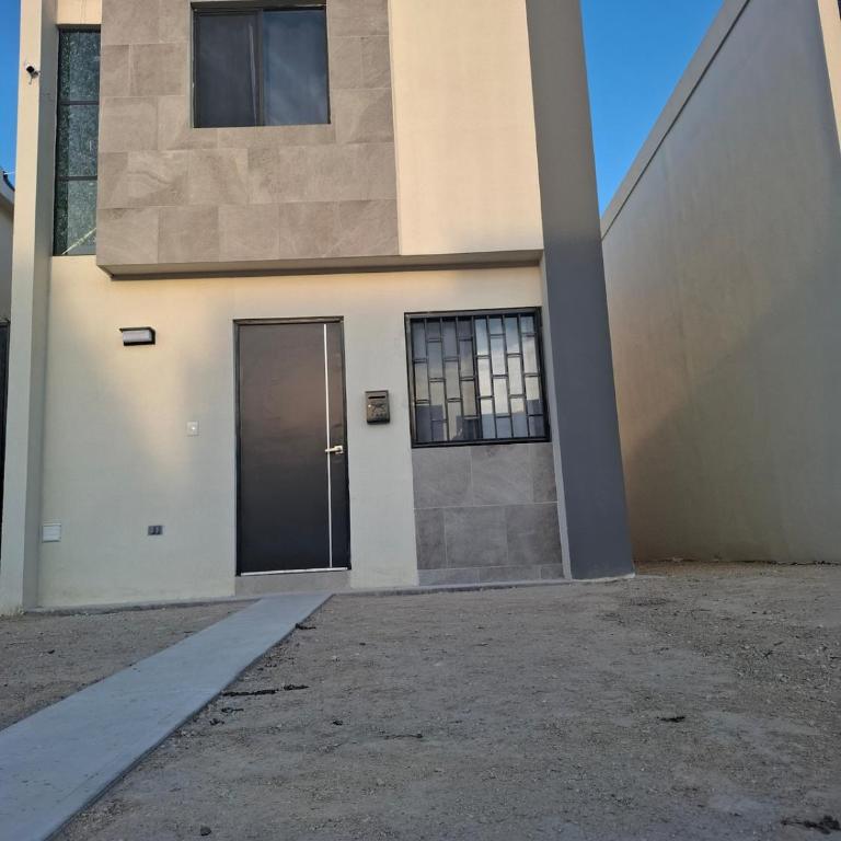 Close to the Airport, Apodaca industrial area - Three-Bedroom Apartment - 16