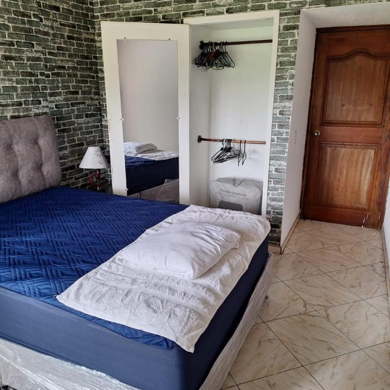 Habitación en Modelia - Double Room with Private Bathroom - 3