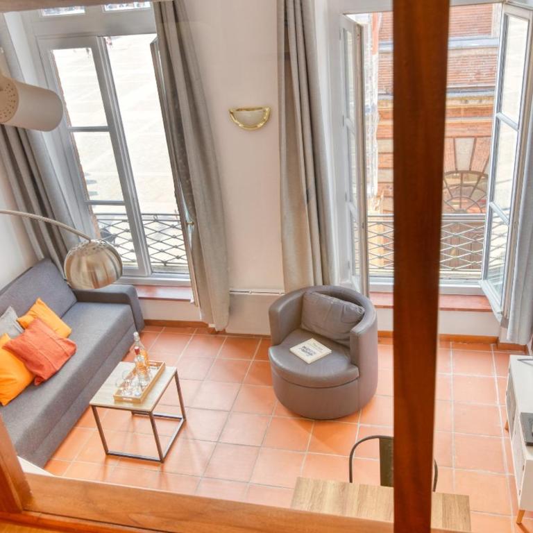 Duplex 5A - Vue sur Place du Capitole - Apartamento Dúplex - 8