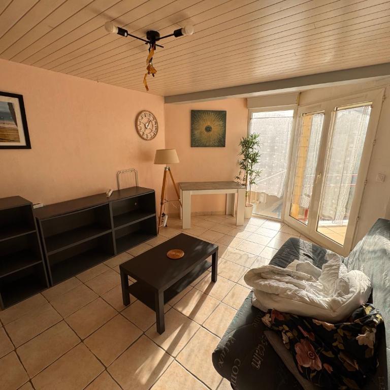 Appt 30m2, Plage de Trestraou, Perros-Guirec - Apartment mit 1 Schlafzimmer - 4