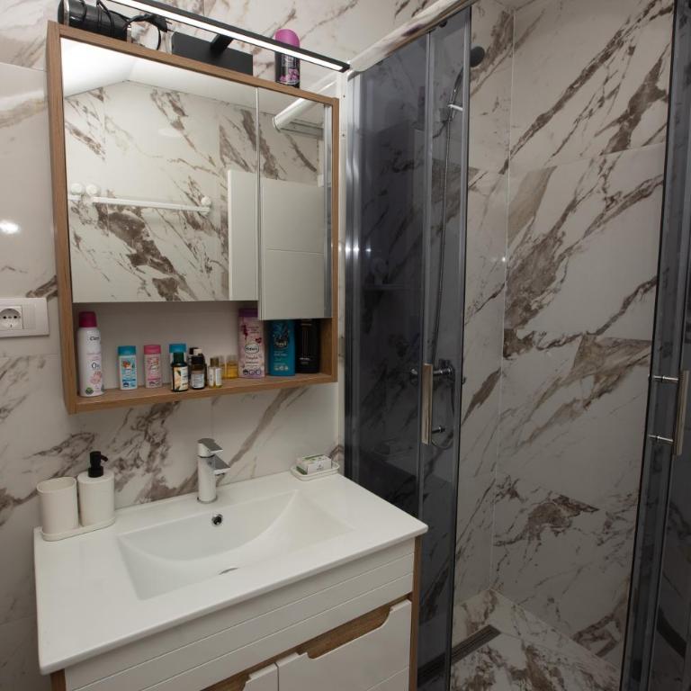 Familija - Two-Bedroom Apartment - 11