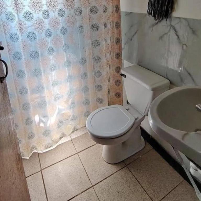 Hospedaje Lilibeth - Casa con 1 dormitorio - 7