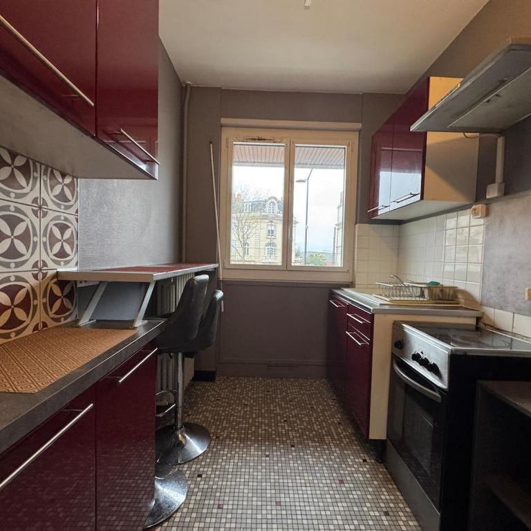 LUrbanMans - 4pers - Suite parentale - Wi-Fi - Two-Bedroom Apartment - 5