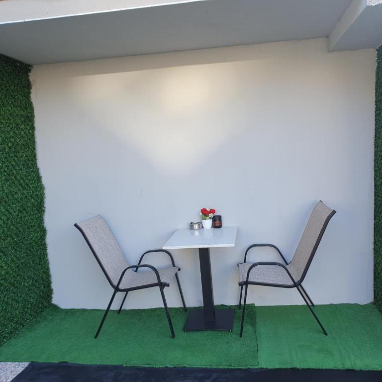 Green Home - One-Bedroom Apartment - 5