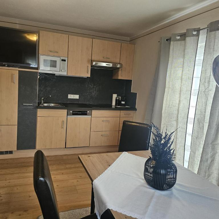 Alpenlandhaus Menardi - Apartment mit 2 Schlafzimmern - 8