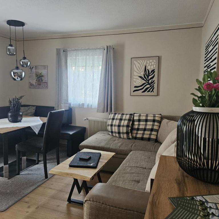Alpenlandhaus Menardi - Apartment mit 2 Schlafzimmern - 10