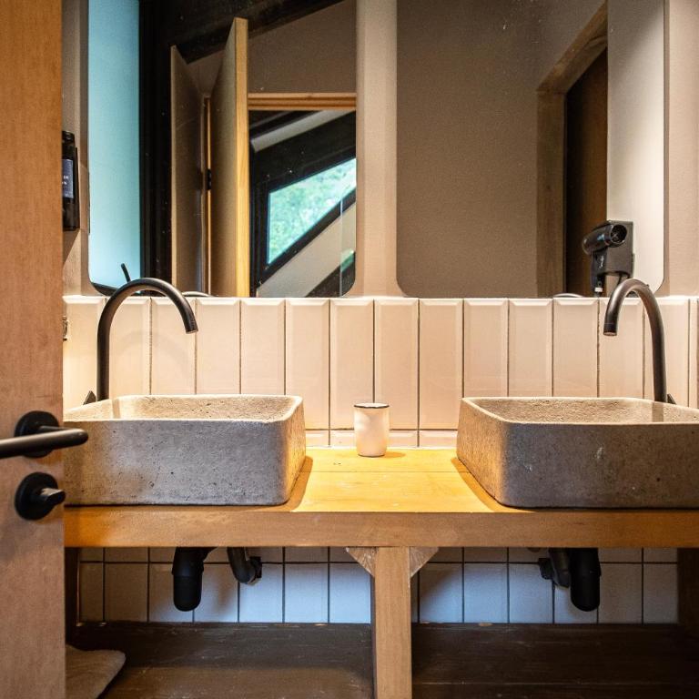 Roble Viejo Lodge - Comfort Quadruple Room - 12