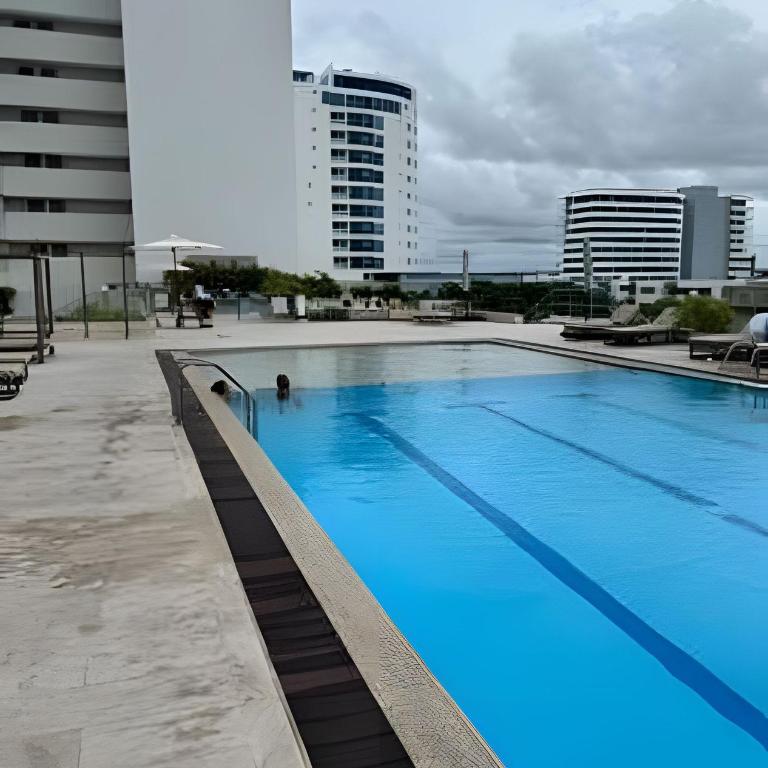 Apartamentos de Lujo - One-Bedroom Apartment with Pool View - 7