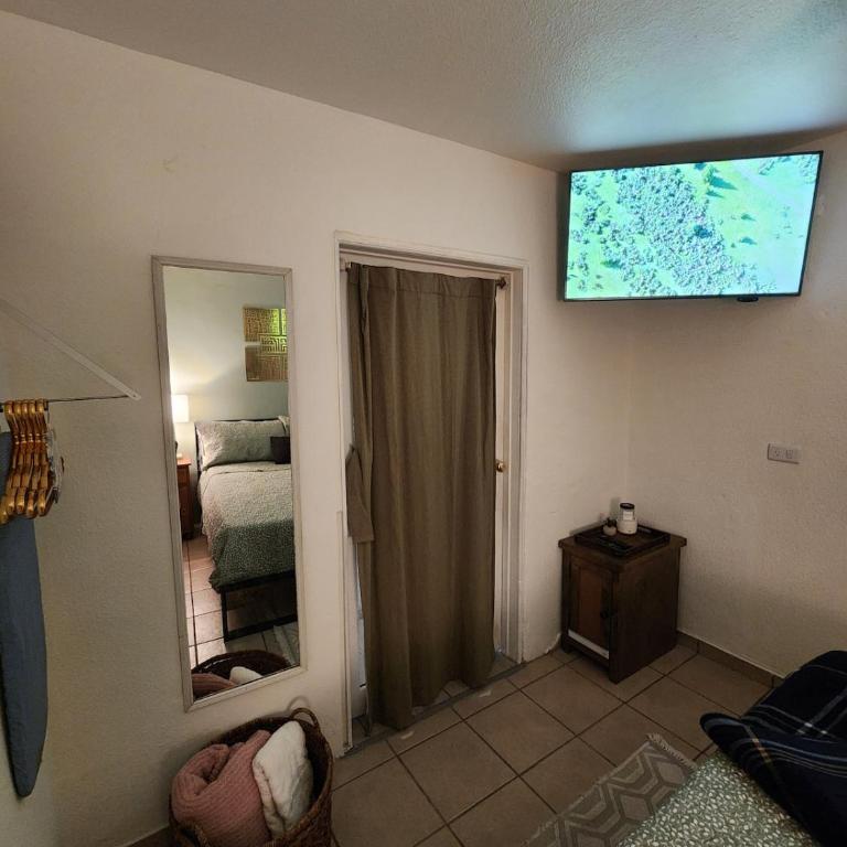 Burgos Home Near Embassy, USA Crossing and Aeropuerto - Apartamento de 2 dormitorios - 15