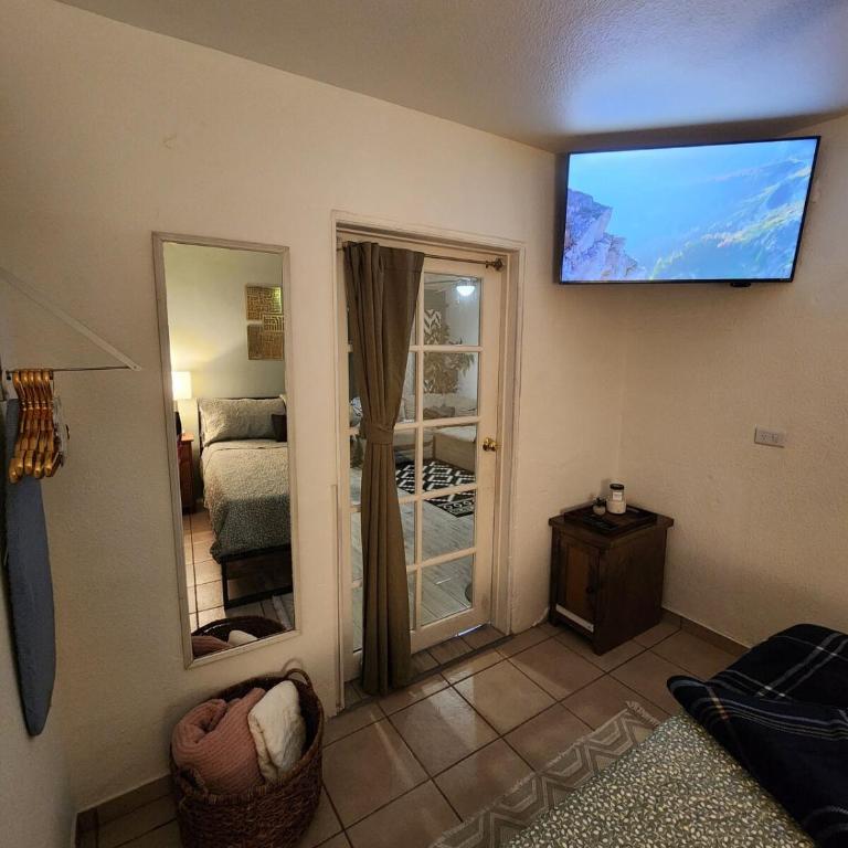 Burgos Home Near Embassy, USA Crossing and Aeropuerto - Apartamento de 2 dormitorios - 23