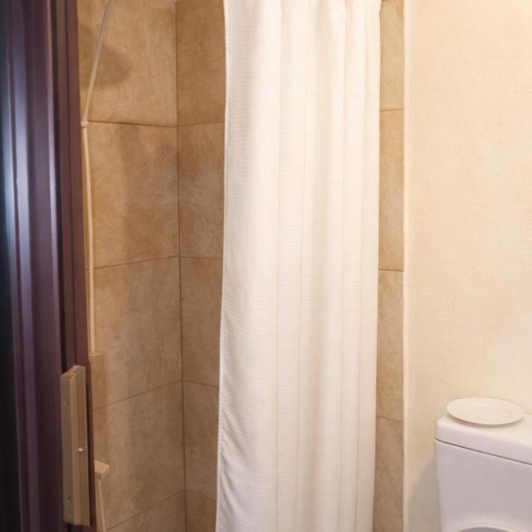 Doña Minina - Classic Triple Room - 4