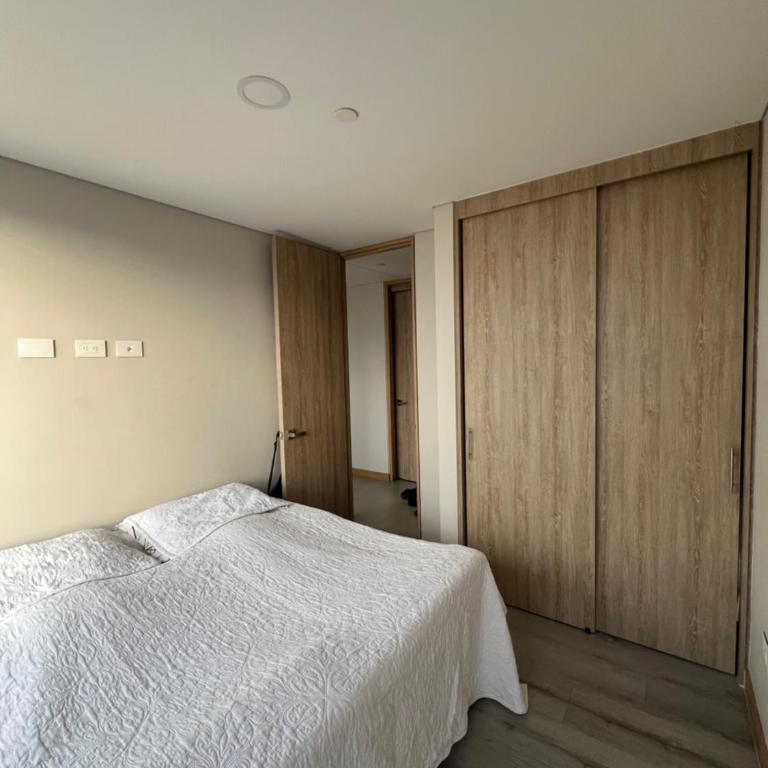 Luxury apartment in Palmas overlooking Medellín - Apartamento de 3 dormitorios con balcón - 31