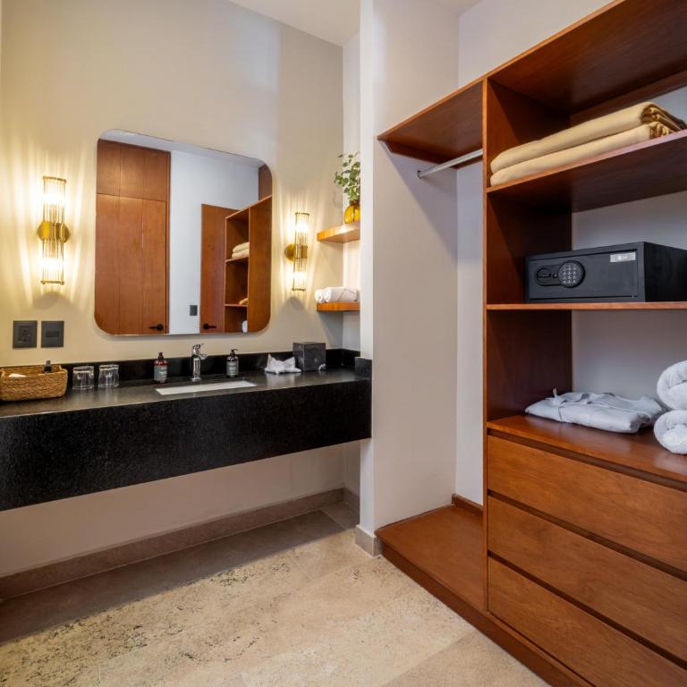 New Hotel Serenata Santa Lucia Mérida - Suite Deluxe - 5