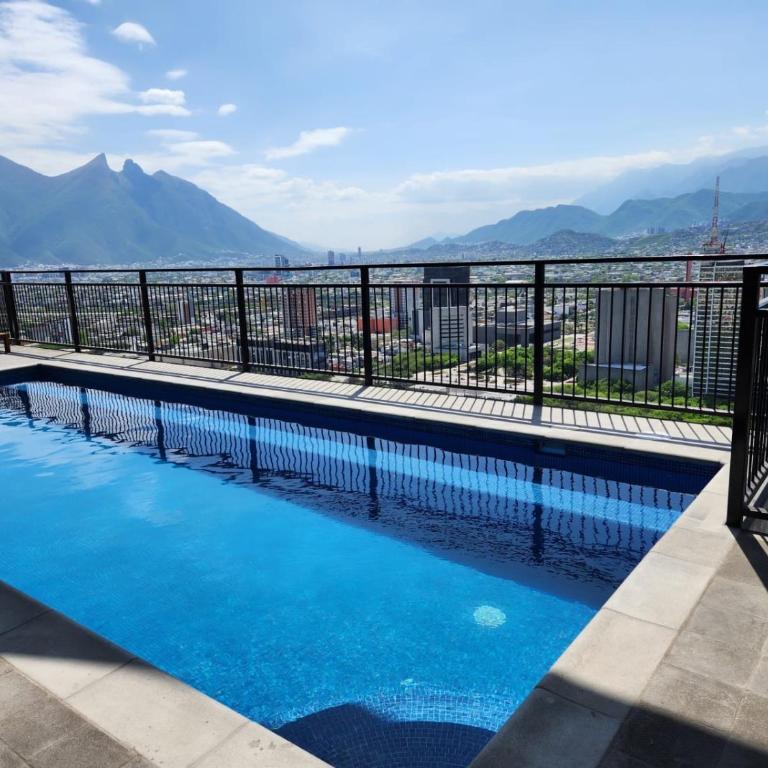 Loft Vistas Panoramicas, Alberca, Gimnasio, Centro de Monterrey - One-Bedroom Apartment - 1