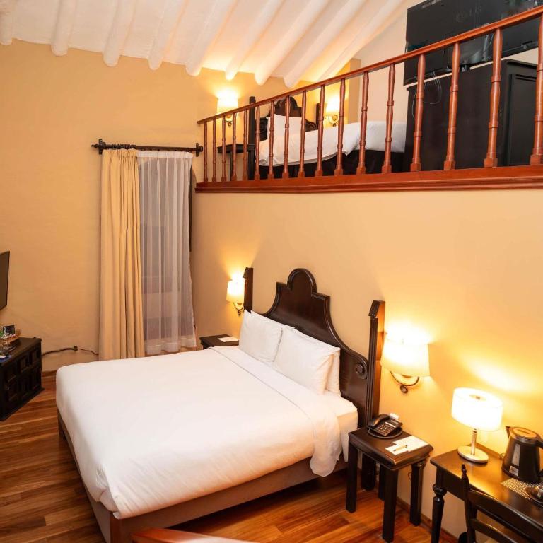 Novotel Cusco - Colonial Family Duplex Room - 3