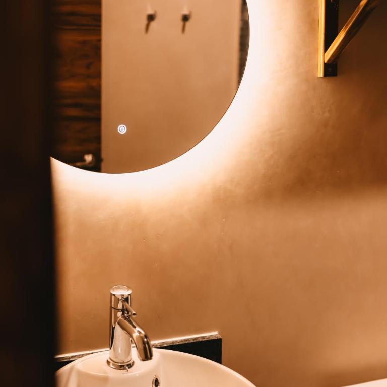 Luxury Caribique Ocean View Condo Jacuzzi Telescope Rooftop Pool - Studio with Sea View - 11