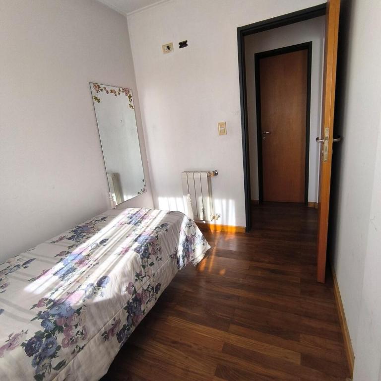Dpto Luminoso 2 Habitaciones 3 personas A 8 cuadras del UNICO Opcional COCHERA - Apartamento de 2 dormitorios - 14