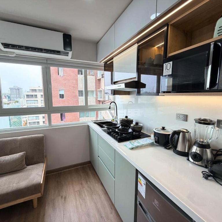 Prime Location in Miraflores Modern Apartment - Apartamento de 2 dormitorios - 13