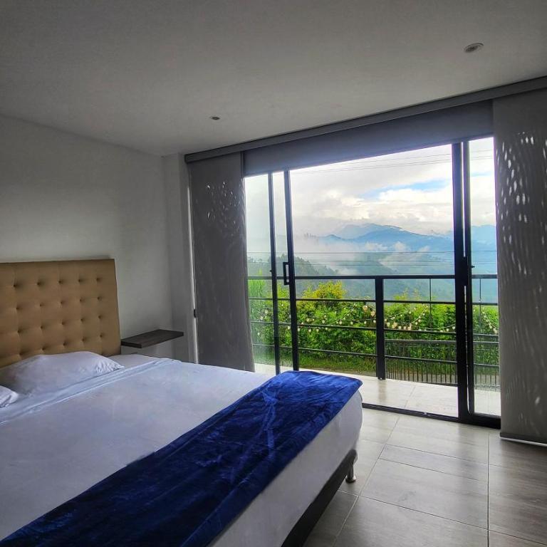 Hotel Golden Hills Manizales - Habitación Doble con bañera - 2 camas - 1