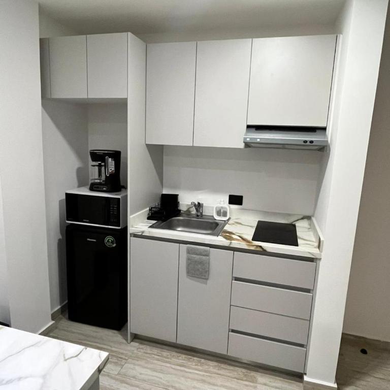 Quartier 75, Modern Studio with King Bed and Rooftop - Apartamento de 1 dormitorio - 15