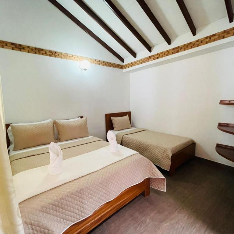 Hotel Casa Buganvilla Real - Standard Triple Room - 2