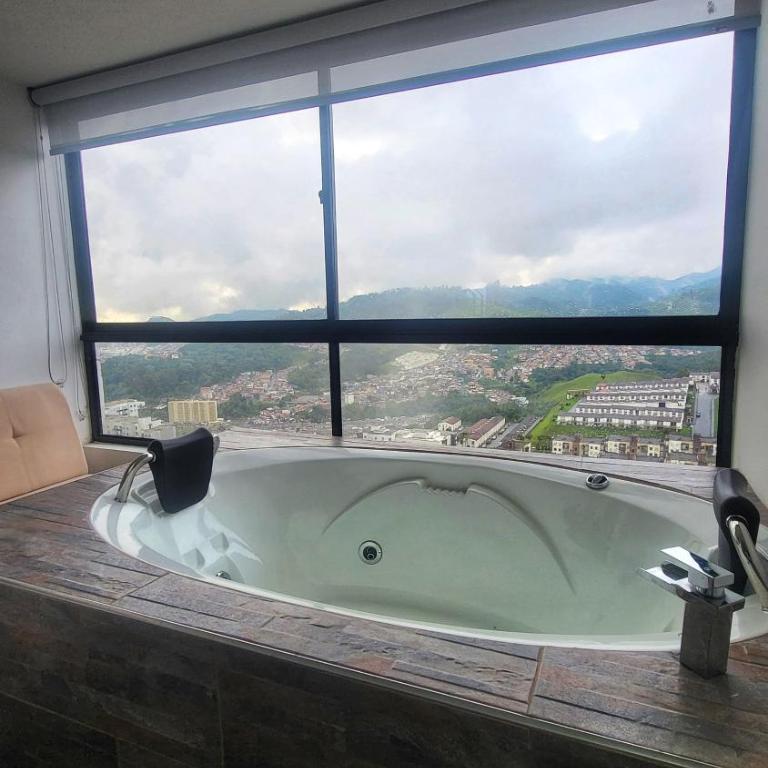 Hotel Golden Hills Manizales - Habitación Doble Superior con vistas a la ciudad - 1 o 2 camas - 5