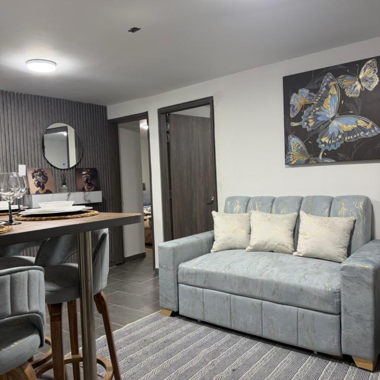 Apartamento lujoso cerca al aeropuerto - Two-Bedroom Apartment - 4