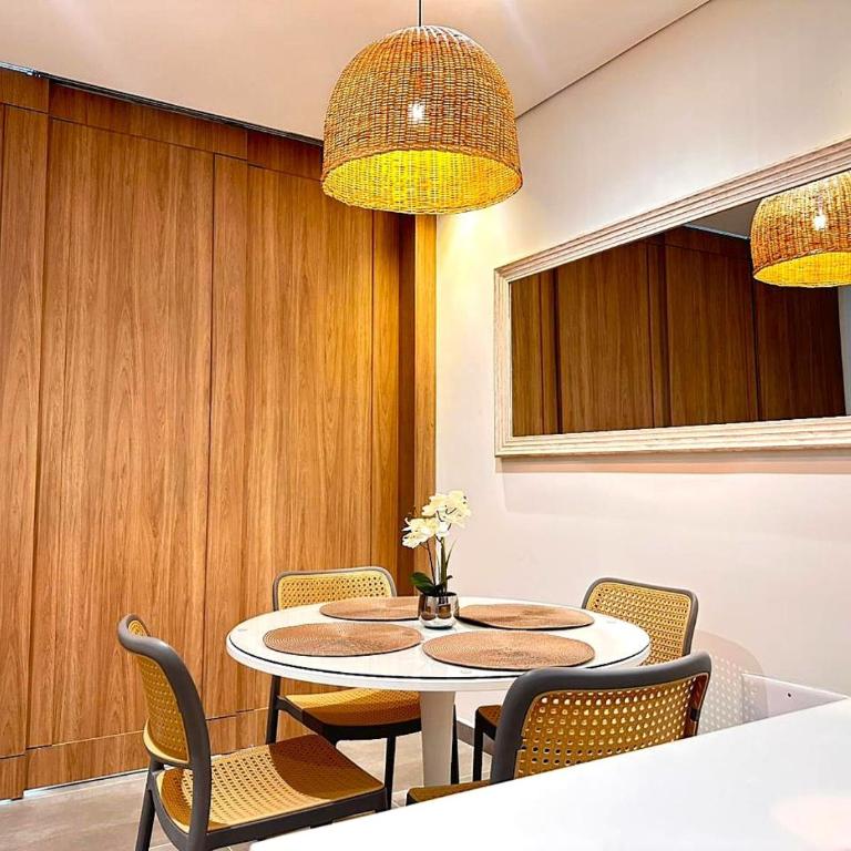 Salguero Sunset Apartments – Near the Sea by SOHO - Two-Bedroom Apartment with City View - 13