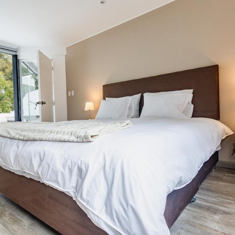 Stylish Duplex with Terrace & Park Views - Casa - 1