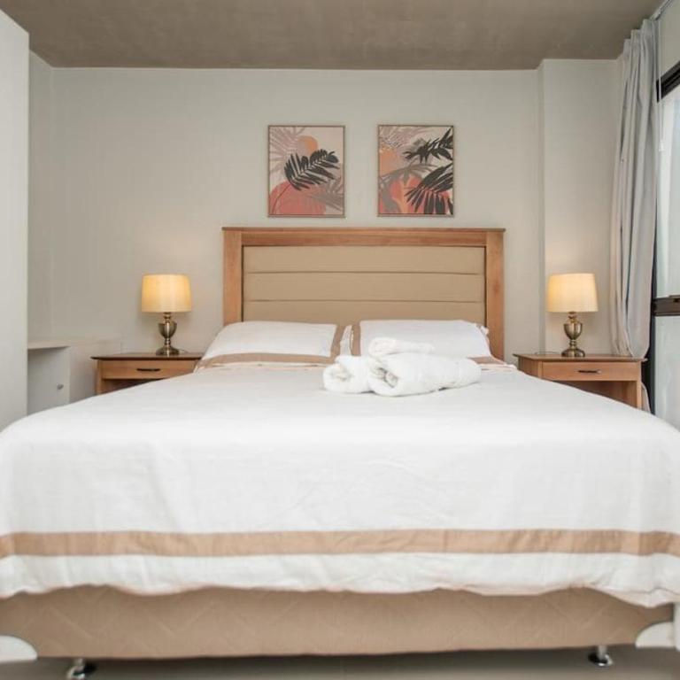Panoramic City Escape 3-BRSerenity - Apartment - 2