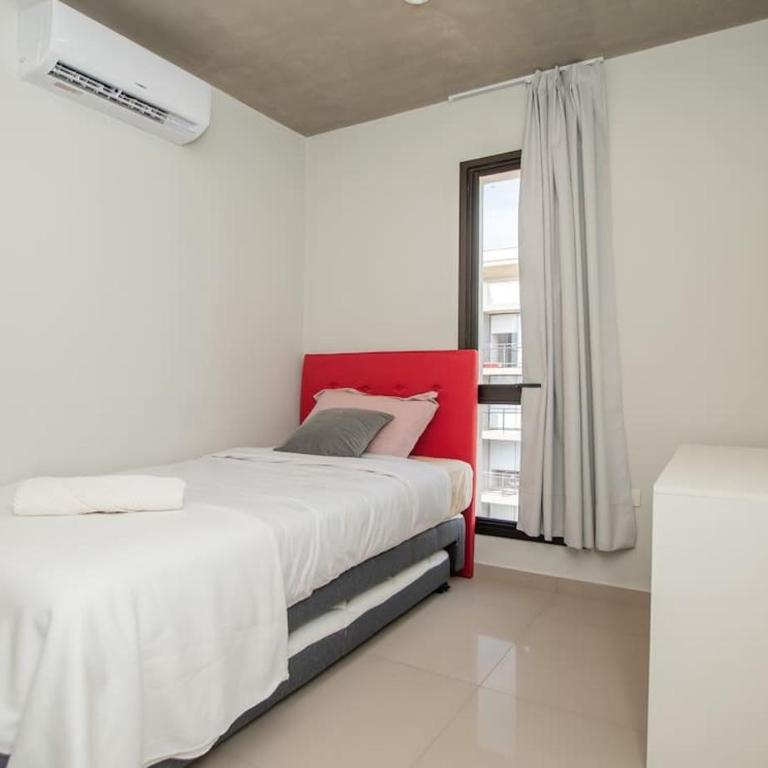 Panoramic City Escape 3-BRSerenity - Apartment - 10