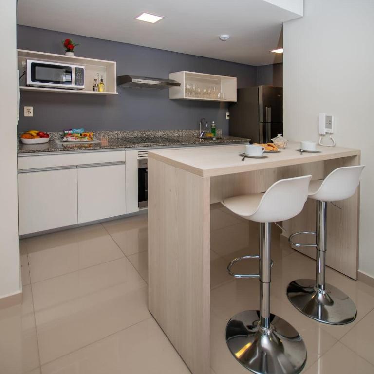Panoramic City Escape 3-BRSerenity - Apartment - 16