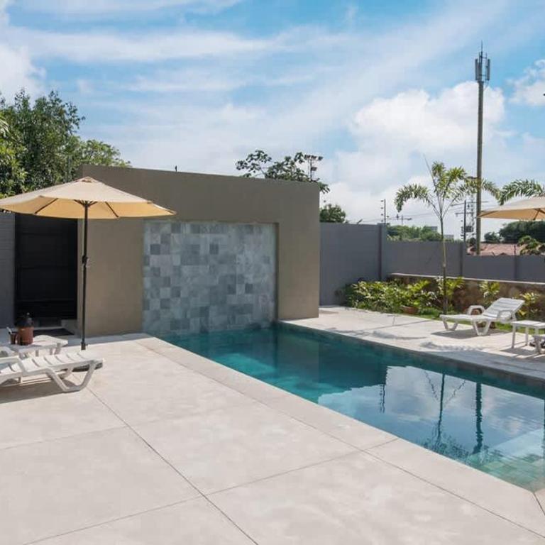 Modern and Cozy 2 BR Apt with Pool Free Parking - Apartment - 59